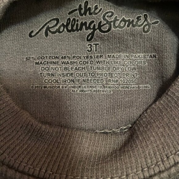 🎶 The Rolling Stones Toddler Sweatshirt – Vintage Rock Band Graphic Crewneck 3T - Picture 6 of 6